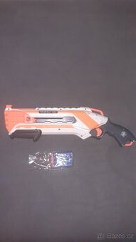 Pistole NERF Roughcut 2x4
