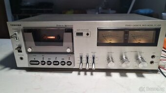 Toshiba cassette deck