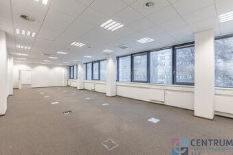 Pronájem dvou kanceláří 116 m2, Praha-Holešovice