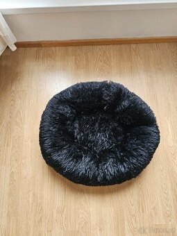 Nový kulatý pelíšek značky Feandrea