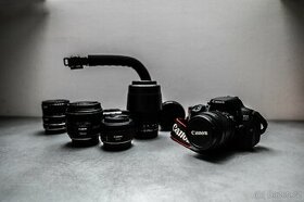 Canon EOS 650D s 5 objektivy + 2 dárky