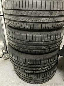 Zimní pneu Michelin 205/55 R16