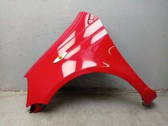 Sháním přední levý blatník - Toyota Yaris 2004 (P1)