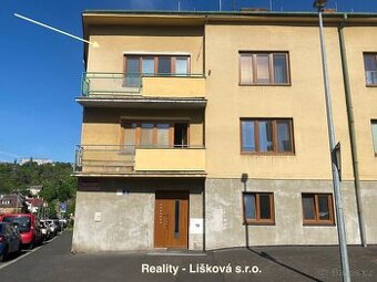 Pronájem bytu 2+1 s balkonem na Klíši v ul. Slavíčkova v Úst