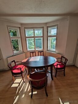 Souprava do jídelny - oválný stůl, 3 křesílka, 2 židle