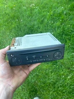 Originální rádio Renault Clio 2 s kódem