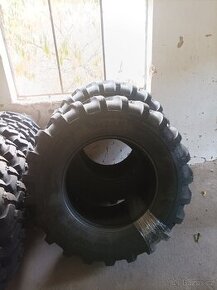 2ks pneu 500/60 r22,5