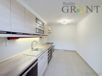 Prodej bytu 2+1 s balkónem, 60 m2 - Karviná - Nové Město