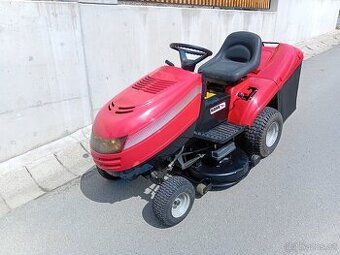 Prodám zahradní traktor Castelgarden dvouválec 16Hp
