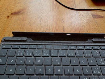 Originální klávesnice pro Microsoft Surface Pro 9 – ve skvěl