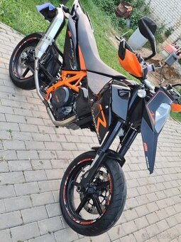 KTM 690 SM