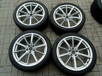 Top zánovní letní 19" al ORIGINAL AUDI RS4, RS5..nové model