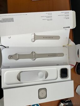 Apple Watch 8 Cellular 45mm záruka O2 jako nové