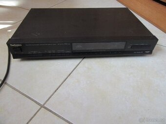 Nabízím tuner Technics ST-G470L . Nefunkční. Vadné tlačítko