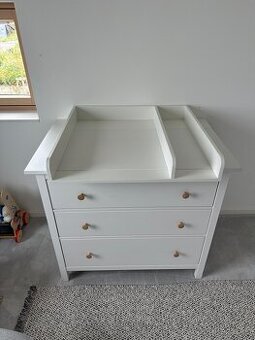 Přebalovací komoda Hemnes
