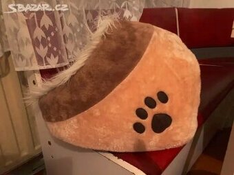 Béžový pelíšek pro kočku