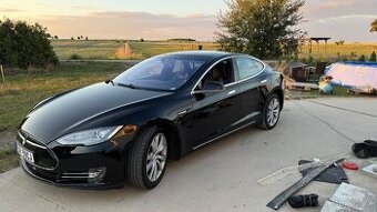 Tesla model S 90D 2016 , Premium sound , Winter Packet