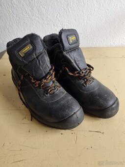 Pracovní zimní boty Panda