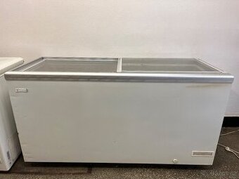 Prosklený pultový mrazák