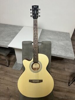 Elektroakusticka levoruka kytara Cort