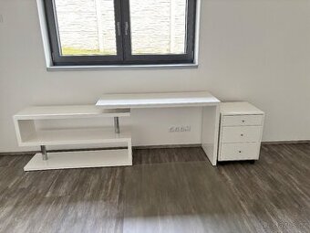 Kancelářský psací stůl