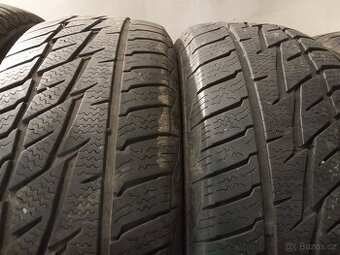 Zimní 205/60/15 205/60r15