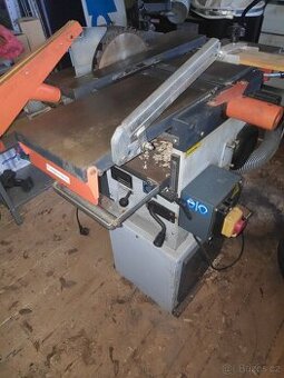 Kombinovaný dřevoobráběcí stroj UNI-MAX UC-200