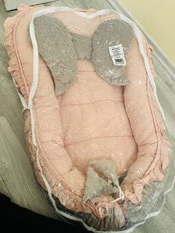 Hnízdečko pro miminko holcicku