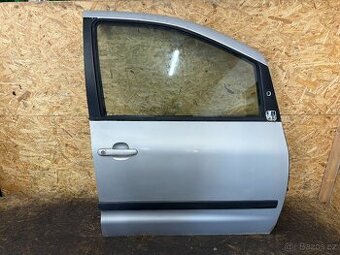 PRAVÉ PŘEDNÍ DVEŘE VW SHARAN 7M