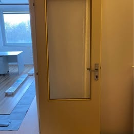 6x panelákové prosklené dveře, vč. klik a zámků