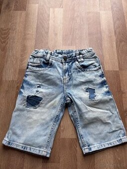 Chlapecké kraťasy 134