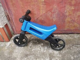 dětské odrážedlo modré