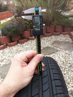 Prodám pneumatiky 235/55R19