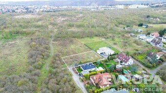 Prodej stavebního pozemku 1 010 m² v Lipencích
