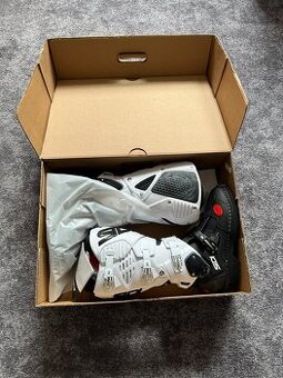 Sidi Crossfire 3, velikost 41 černobílé