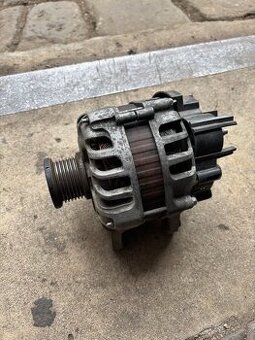 Dacia, Renault - Alternátor Valeo 231005300R