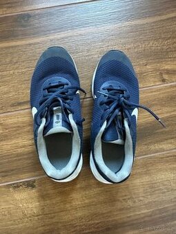 Chlapecké tenistky Nike