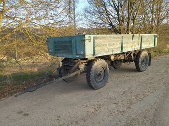 Vlečka za traktor 5t - sklápěcí