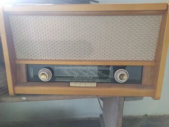 Tesla 1010A - Dunaj