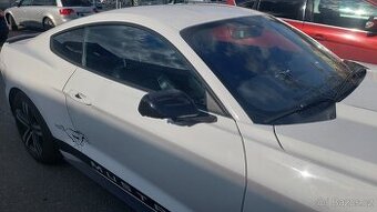 Prodám 100% funkční pravé zrcátko na Mustang r.v. 2016. - 1