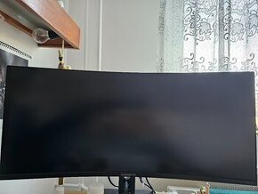 Prodam monitor zakriveny Gigabyte 34 g34wqc a 144hz