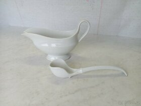 Prodám porcelanovou koníčku s naběračkou