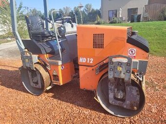 válec Hamm HD 12
