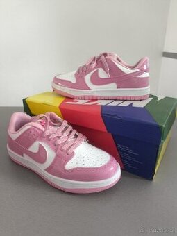 Dámské nike dunk růžové boty