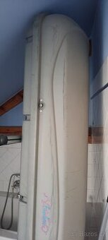 Střešní box uzamykatelný i s příčnými nosníky