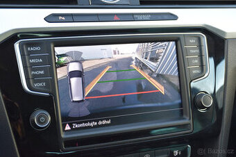 Passat B8 Discover Pro velká navigace