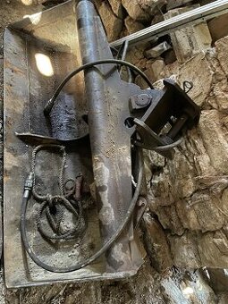 Svahová lžíce 120 cm hydraulicky naklápěná svahovka