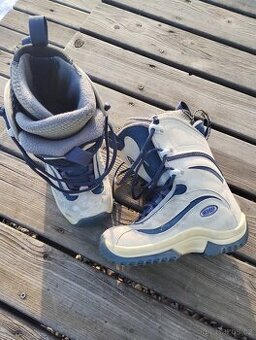 Snowboardové boty vel. 38-39