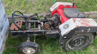 Malotraktor bez motoru