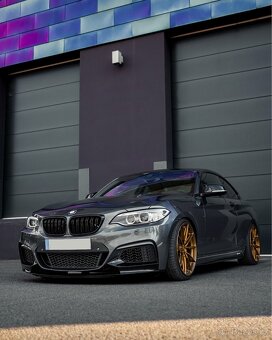 BMW M235i 2015
